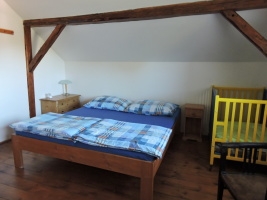 room with children bed