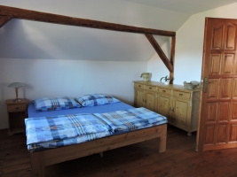 room with 2 doublebeds